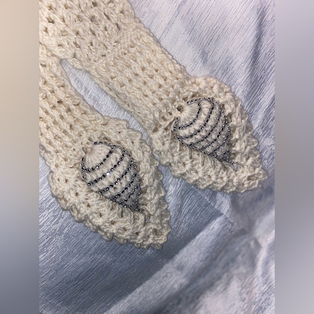 White Scarf - Picture 4 of 4